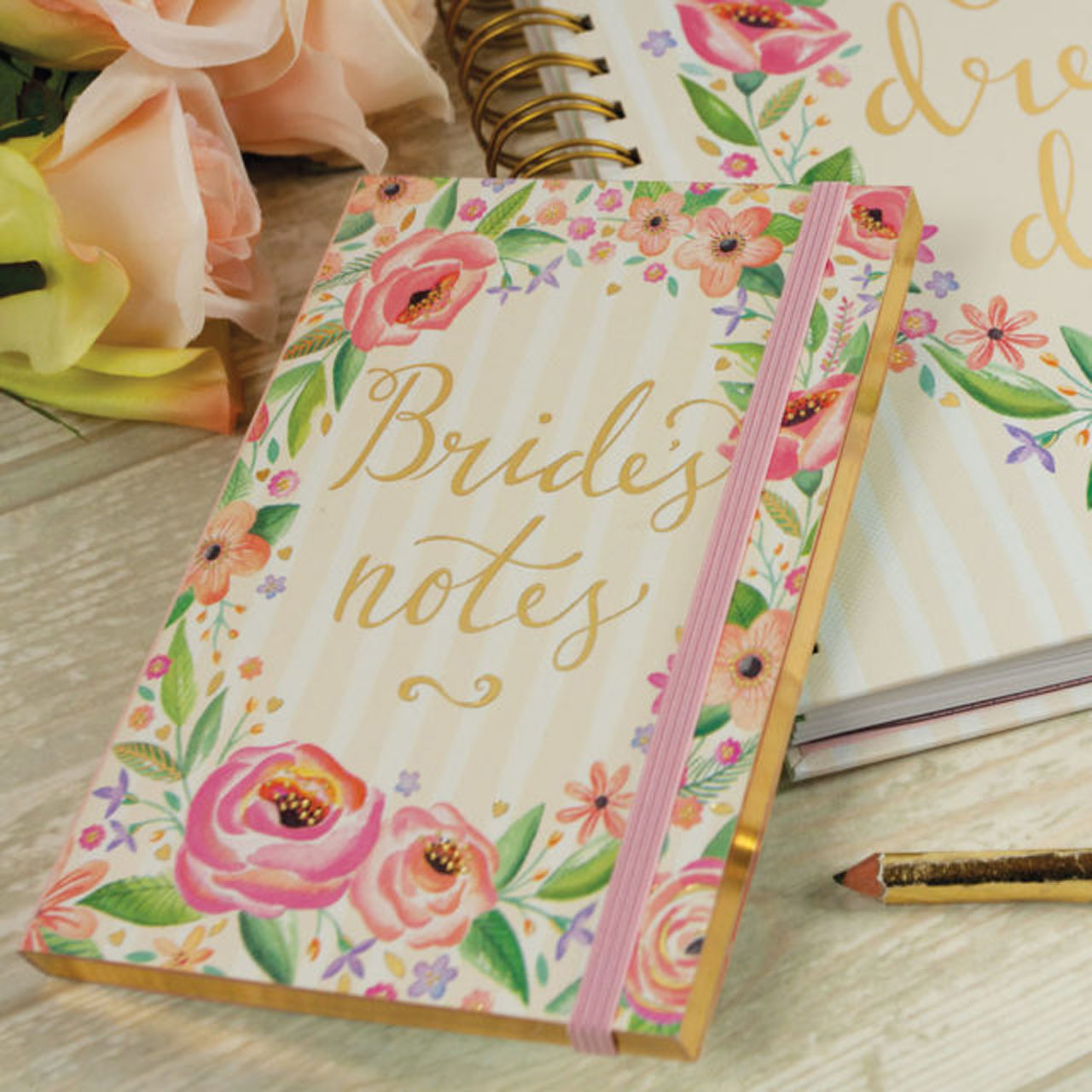 WDPNB2-brides-notebook-floral-lifestyle-1-1-640x640